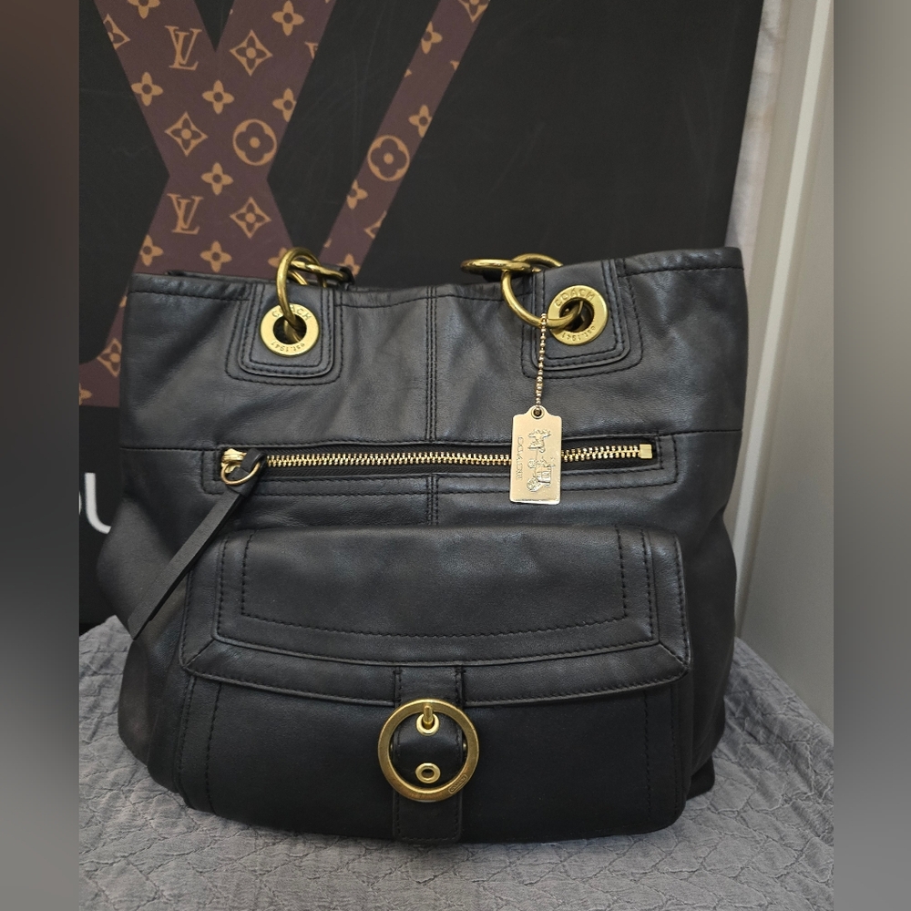 Coach Euc Penelope Shoulder Bag